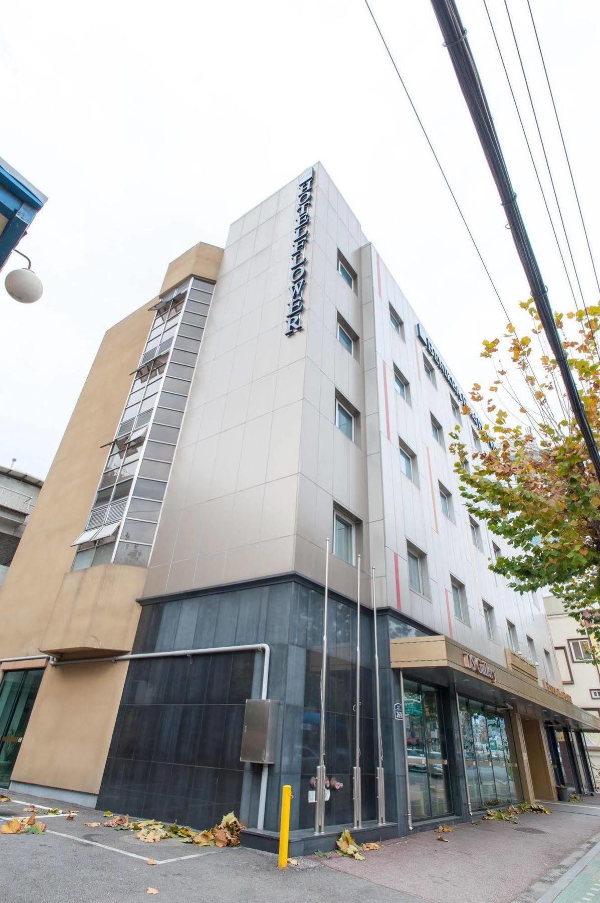 Benikea Hotel Flower Seúl Exterior foto
