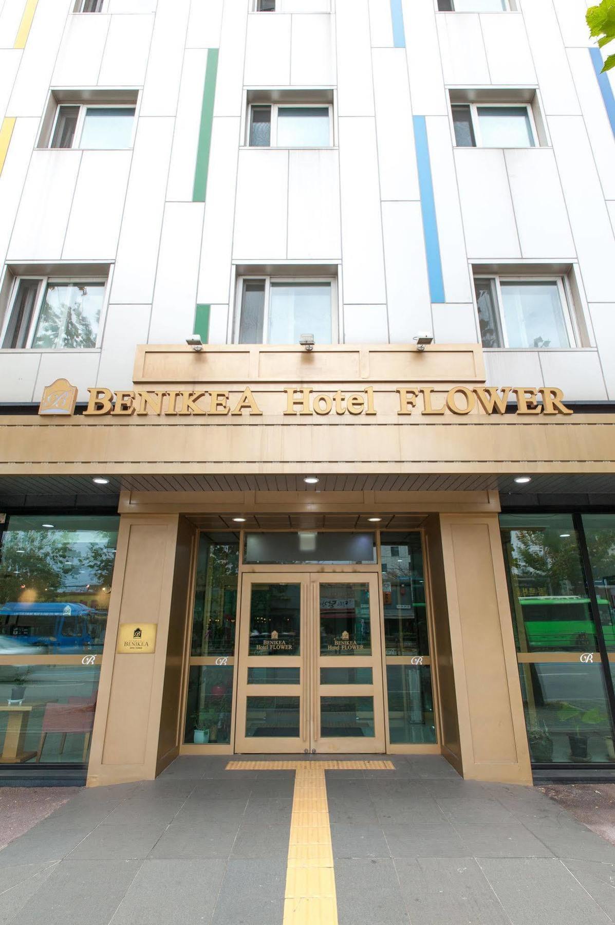 Benikea Hotel Flower Seúl Exterior foto
